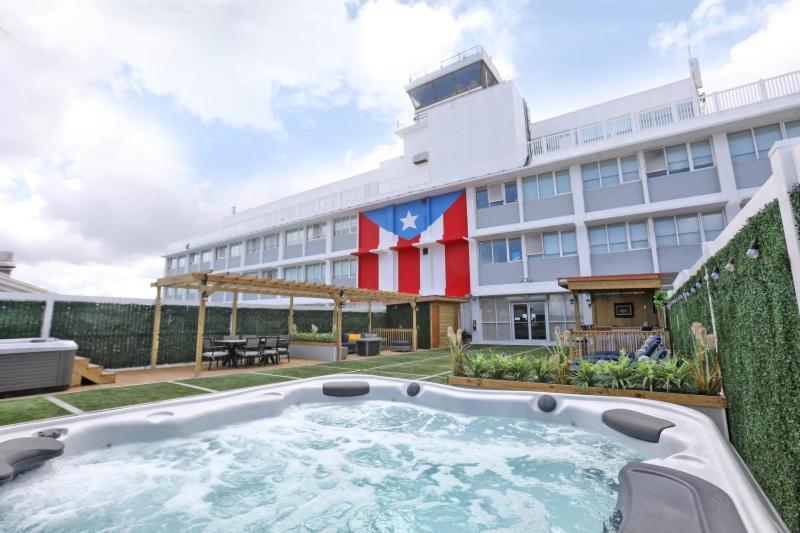 San Juan Airport Hotel Extérieur photo