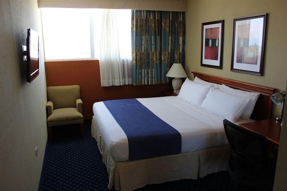 San Juan Airport Hotel Extérieur photo